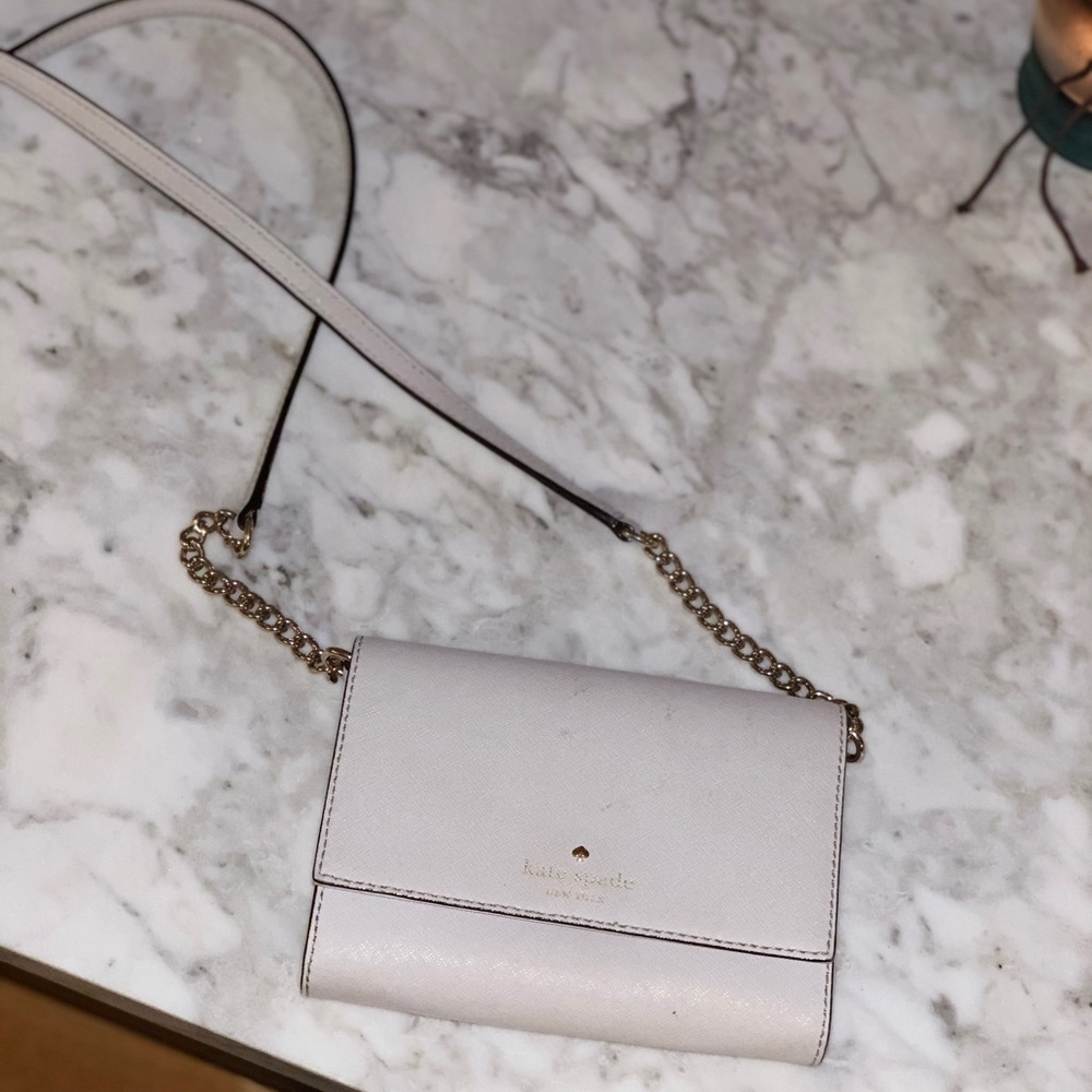 Light grey kate spade cross body bag
